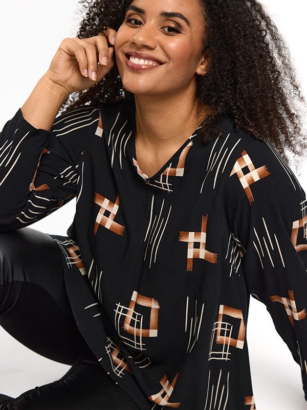 SBERIT - Plus Size Bluse fra Studio