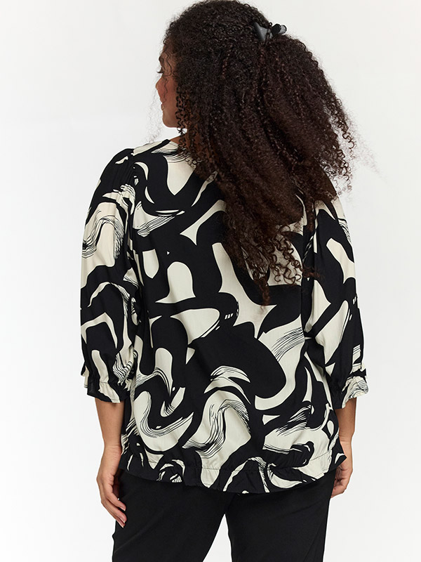 SFARZANA - Plus Size Bluse fra Studio