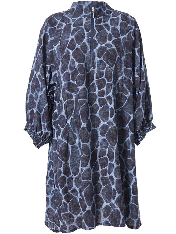 SAYA - Plus Size Kjole fra Studio