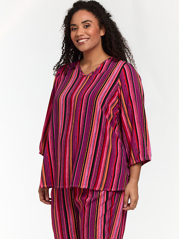 SEMMY - Plus Size Bluse fra Studio