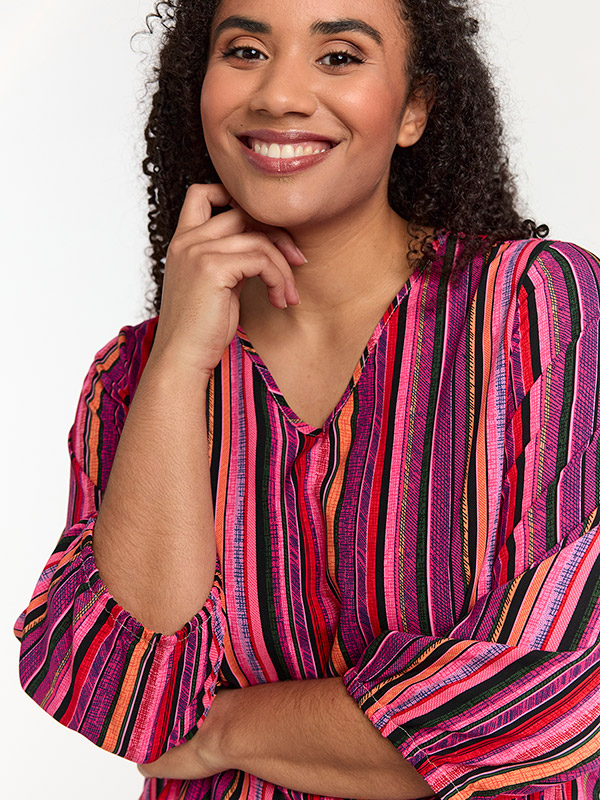 SEMMY - Plus Size Bluse fra Studio