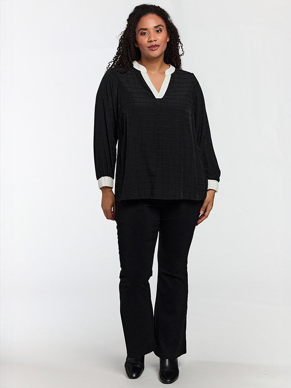 SMILA - Plus Size Bluse fra Studio