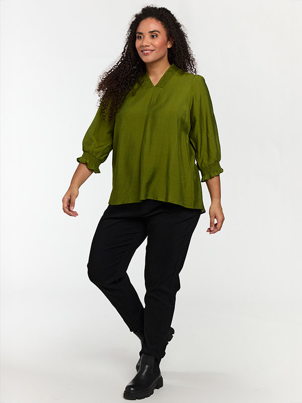 SFEODORA - Plus Size Bluse fra Studio