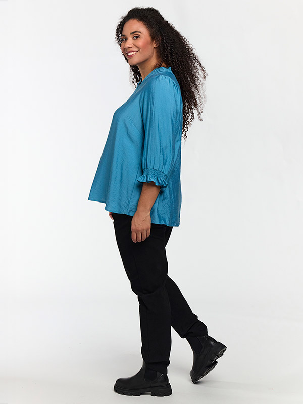 SFEODORA - Plus Size Bluse fra Studio