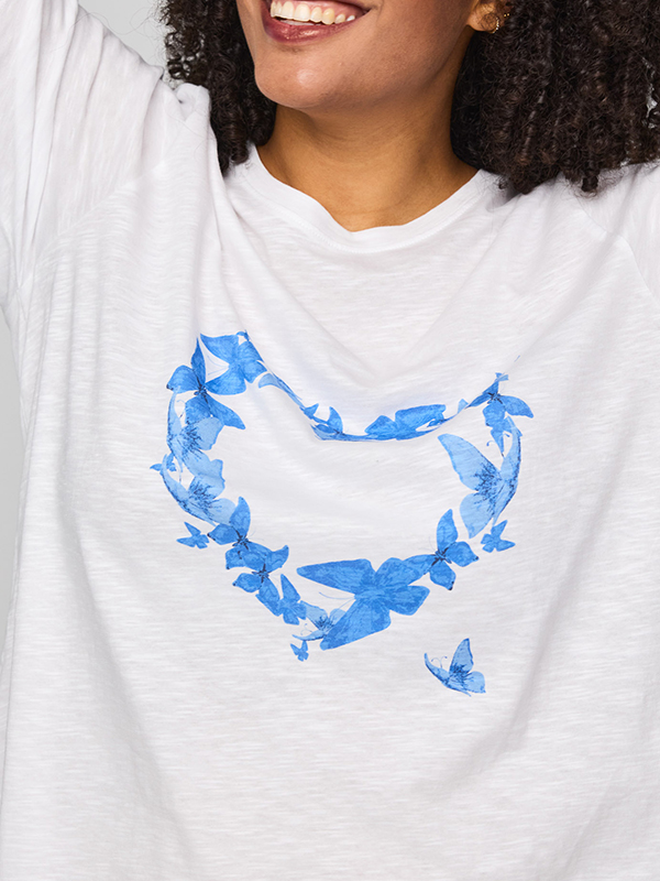 SBELLA - Plus Size T-shirt fra Studio