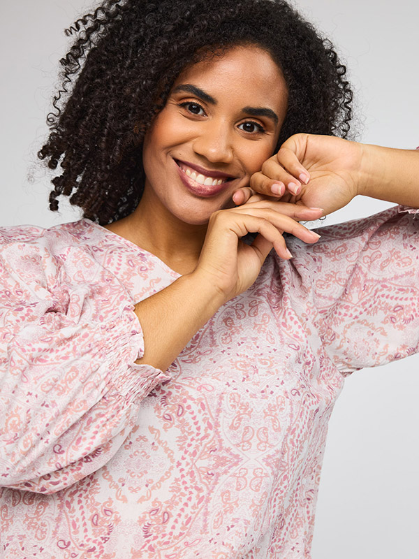 SAUGUSTA - Plus Size Bluse fra Studio