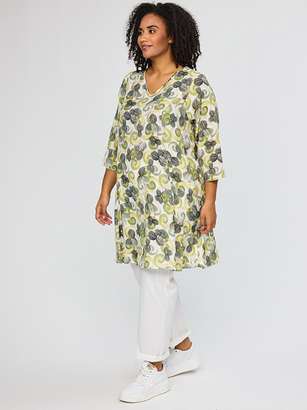 SBIRGITTE - Plus Size Kjole fra Studio