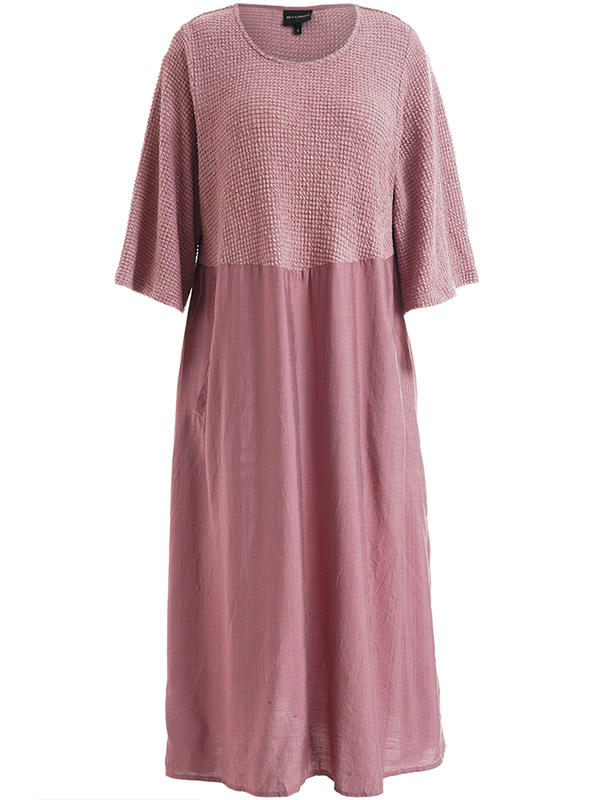 SYRSA - Plus Size Kjole fra Studio