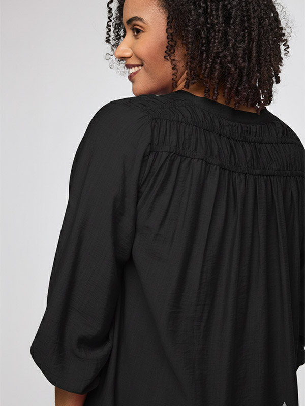 SISLA - Plus Size Bluse fra Studio