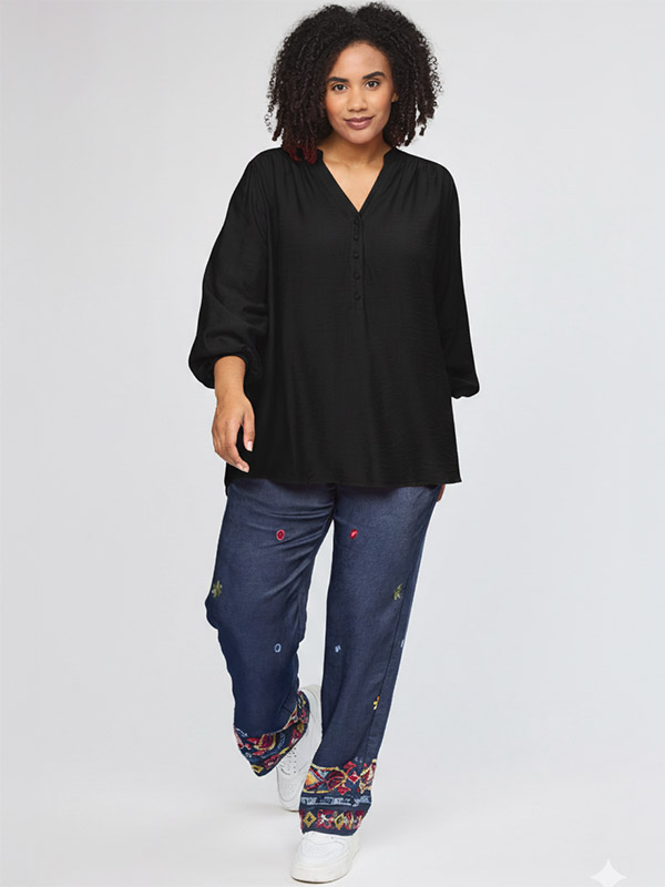 SISLA - Plus Size Bluse fra Studio