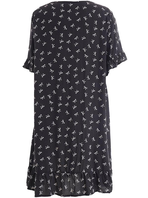 SJETTE - Plus Size Kjole fra Studio