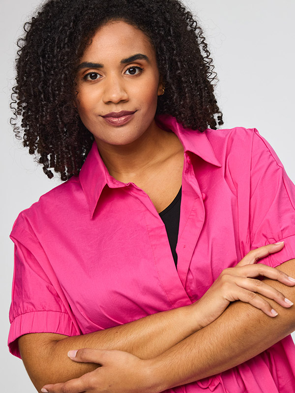 SVILDE - Plus Size Bluse fra Studio