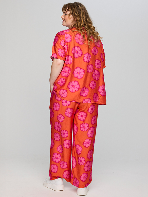 SKERRY - Plus Size Bluse fra Studio