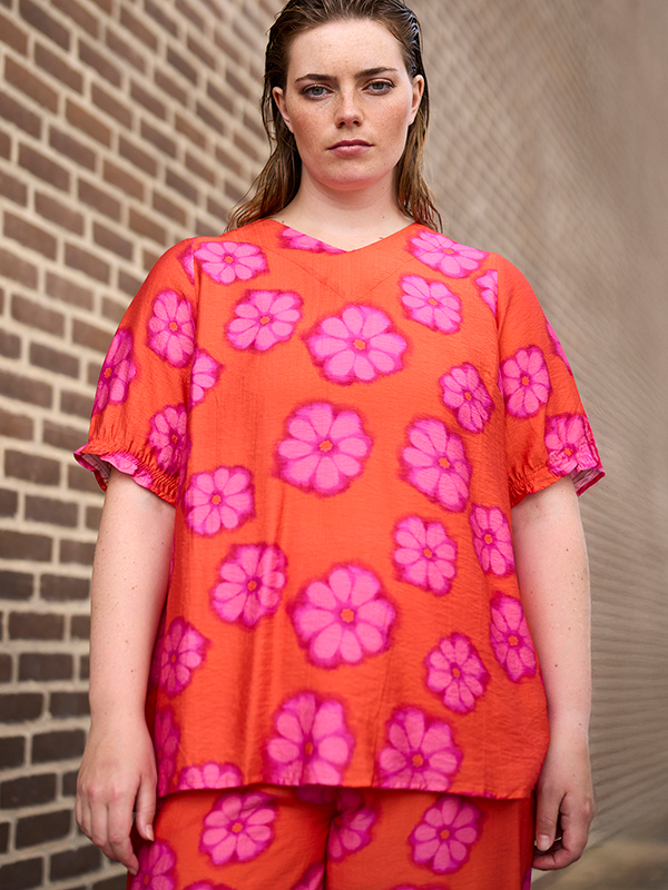 SKERRY - Plus Size Bluse fra Studio