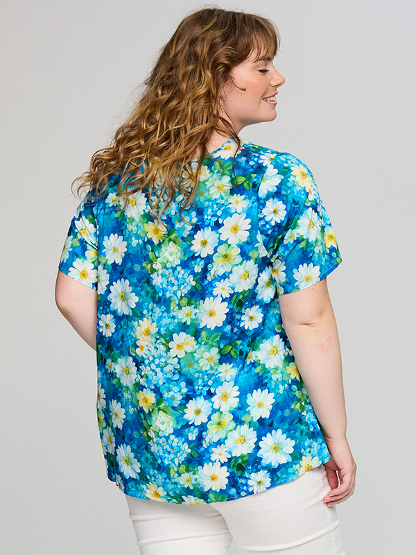 SKIMMA - Plus Size T-skjorte fra Studio