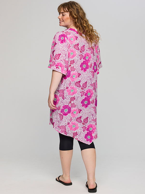 SALESSIA - Plus Size Kjole fra Studio