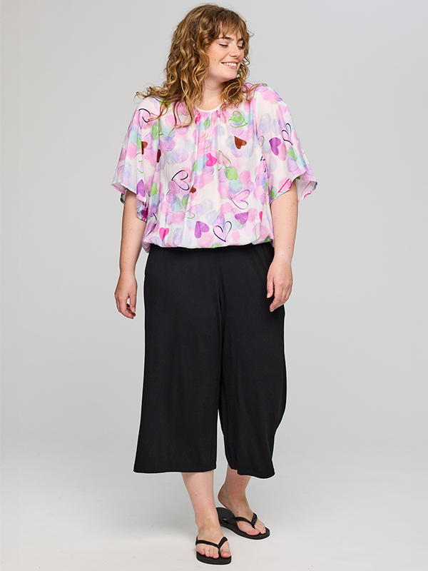 SAMELIE - Plus Size Bluse fra Studio