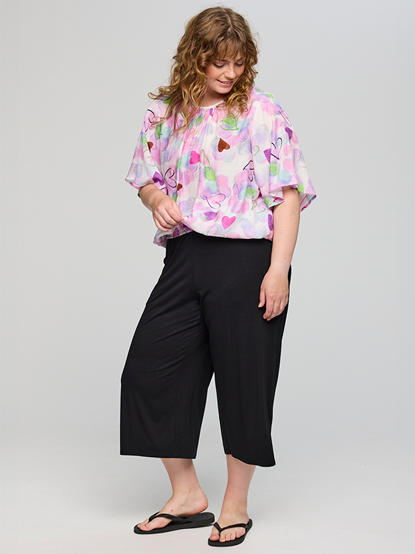SAMELIE - Plus Size Bluse fra Studio
