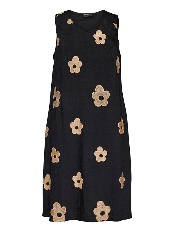 SANASTASIA - Plus Size Kjole fra Studio