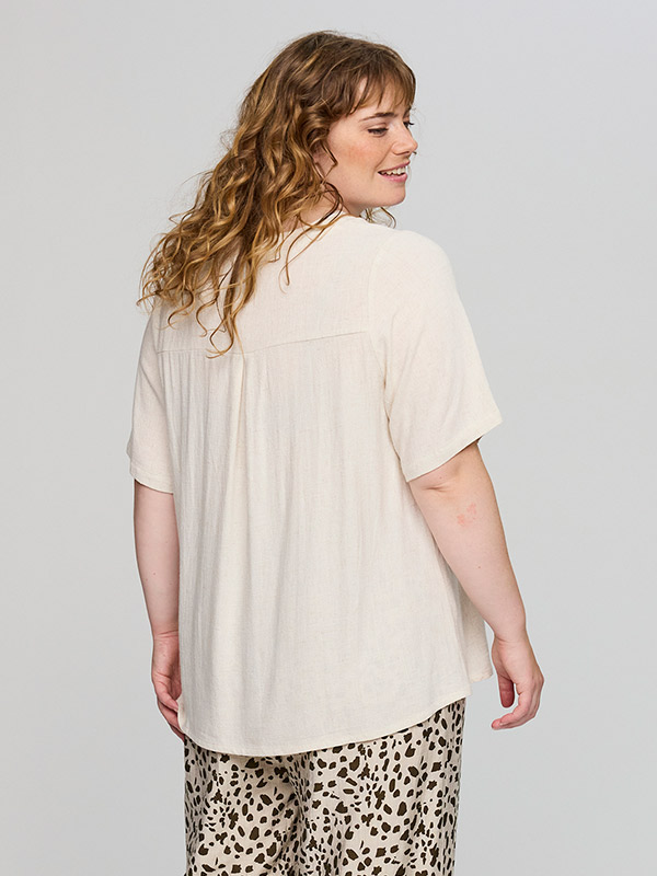 SCANDICE - Plus Size Bluse fra Studio