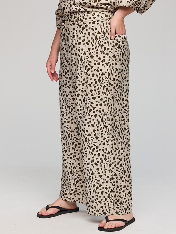 SCASSANDRA - Plus Size Bukser fra Studio