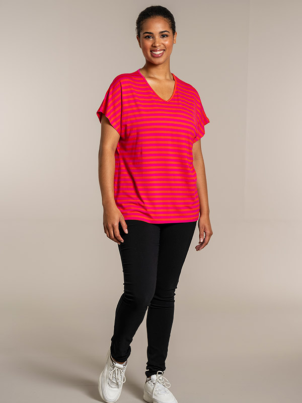 AMSTERDAM - Plus Size T-shirt fra Sandgaard