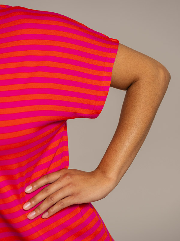 AMSTERDAM - Plus Size T-shirt fra Sandgaard