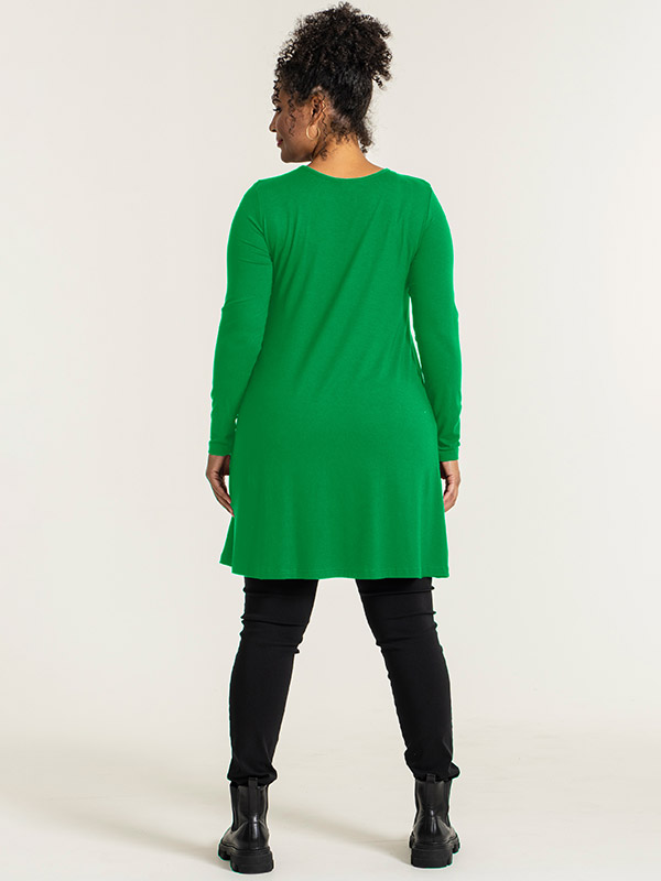 AMSTERDAM - Lang grønn genser med A-fasong fra Sandgaard