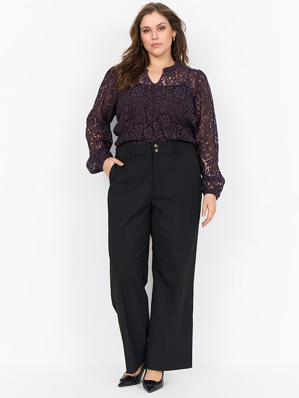 WA-KILA - Plus Size Bluse fra Wasabi Concept