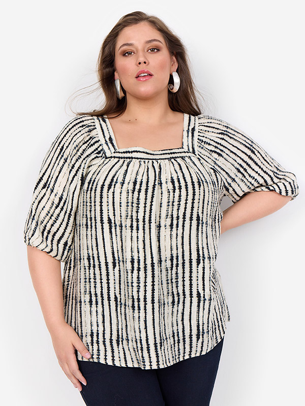 WA-VARINKA - Plus Size Bluse fra Wasabi Concept