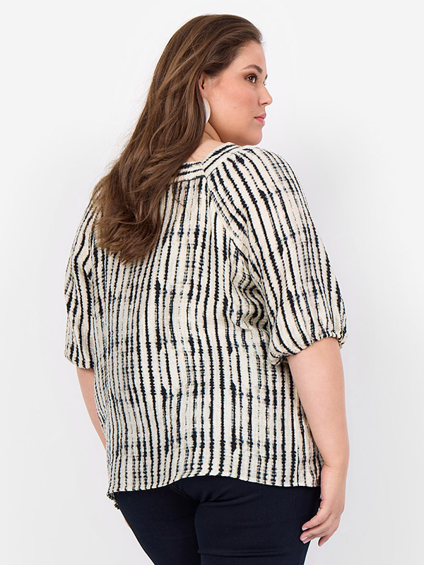 WA-VARINKA - Plus Size Bluse fra Wasabi Concept