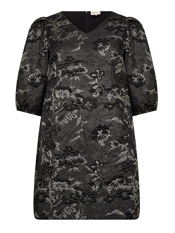 WA-SEVIL - Plus Size Kjole fra Wasabi Concept