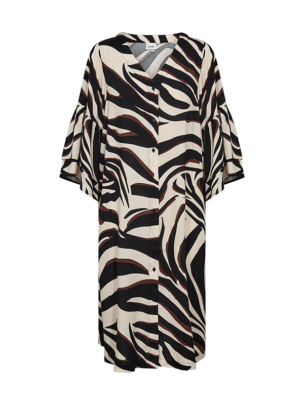 WA-SALMA - Plus Size Kjole fra Wasabi Concept