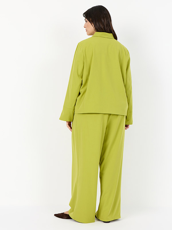 WA-SALLY - Plus Size Jakke fra Wasabi Concept