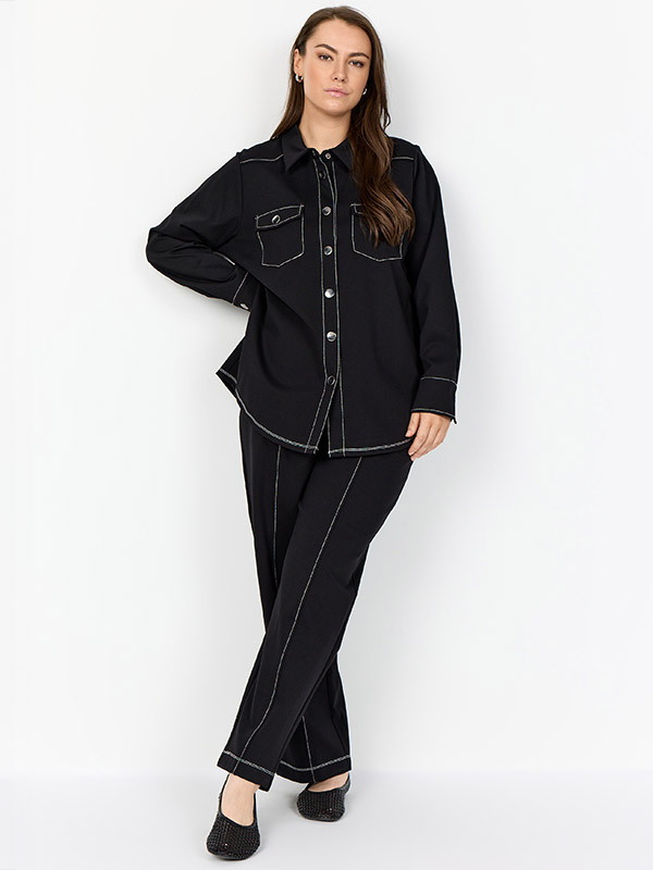 WA-CHANIA - Plus Size Skjorte fra Wasabi Concept