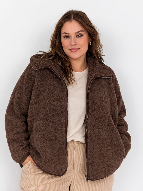 WA-NETTIE - Plus Size Jakke fra Wasabi Concept