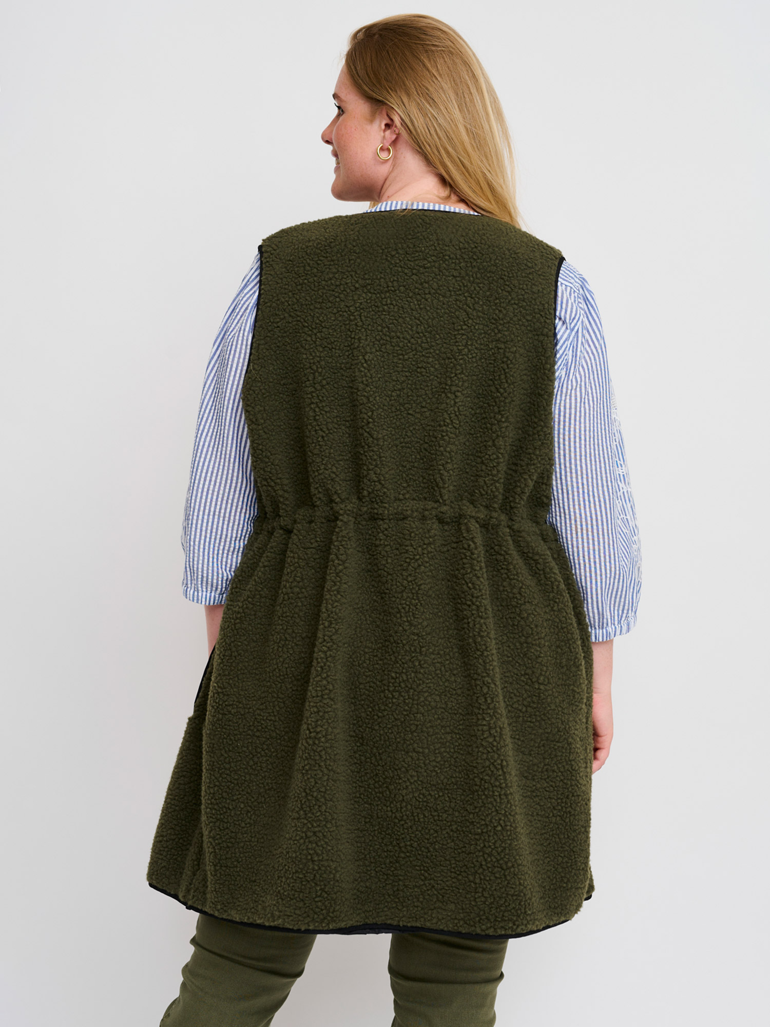 Vest fra Adia