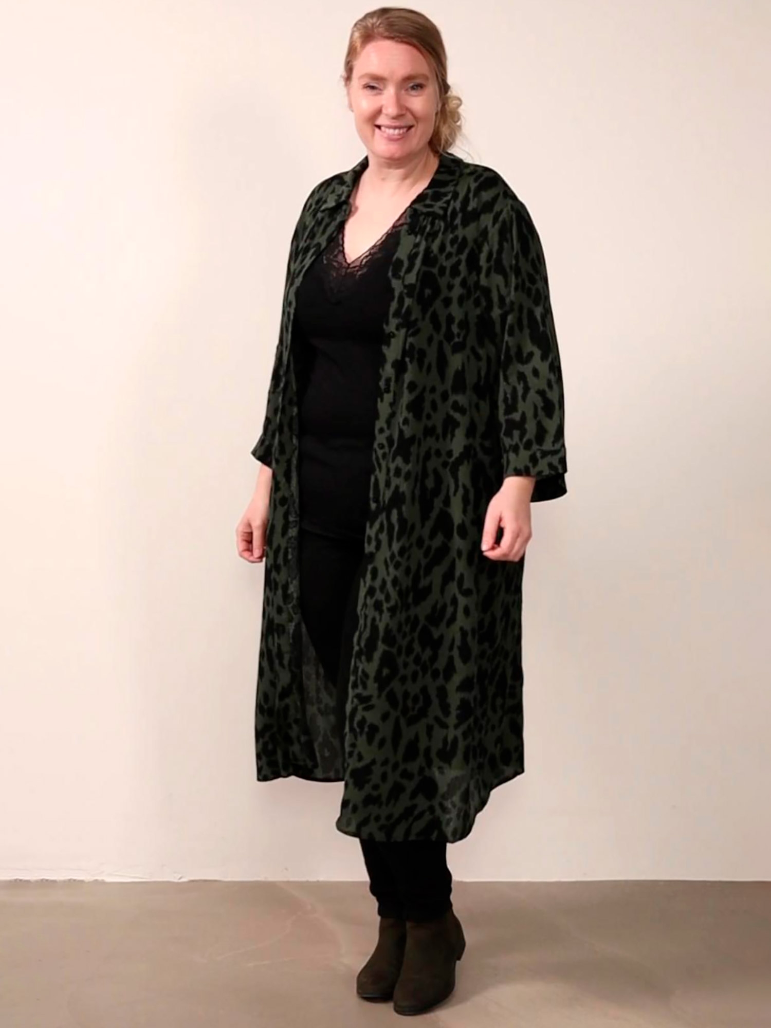 STOCKBRIDGE  - Plus Size Kjole fra Aprico
