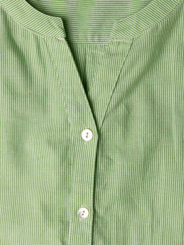 BERGIT - Grønn bomullsbluse med fine striper fra Adia