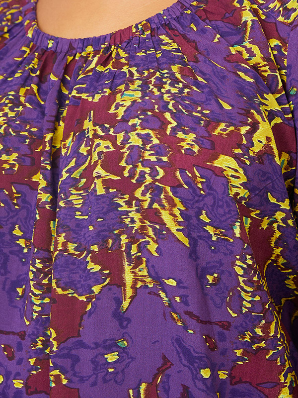 Bluse fra Adia