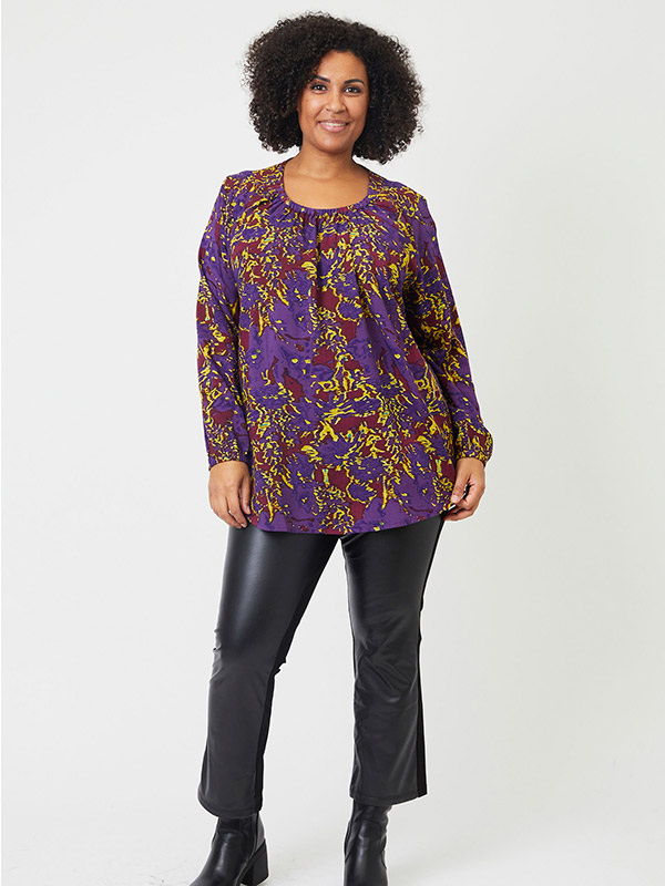 Bluse fra Adia