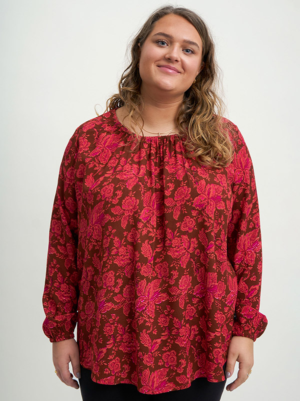 Bluse fra Adia