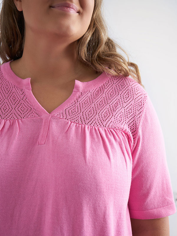 BRYNDIS  - Plus Size Bluse fra Adia