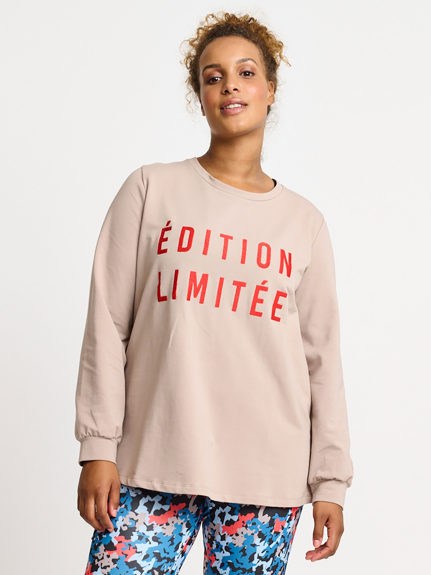 Sweatshirt Med Frontprint fra Aprico
