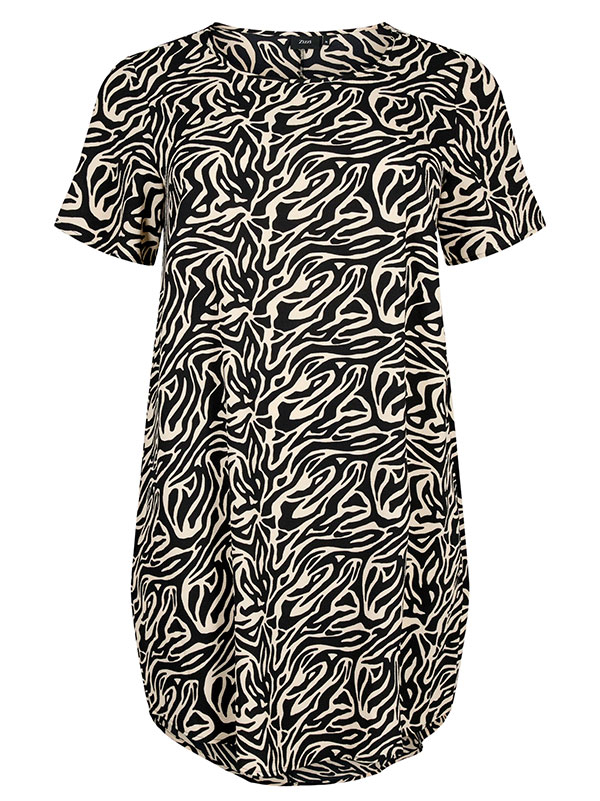 Lys kjole med svart zebra print fra Zizzi