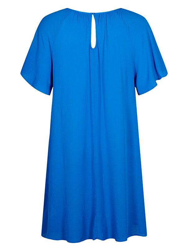 Blå kjole i crépe viskose fra Zizzi