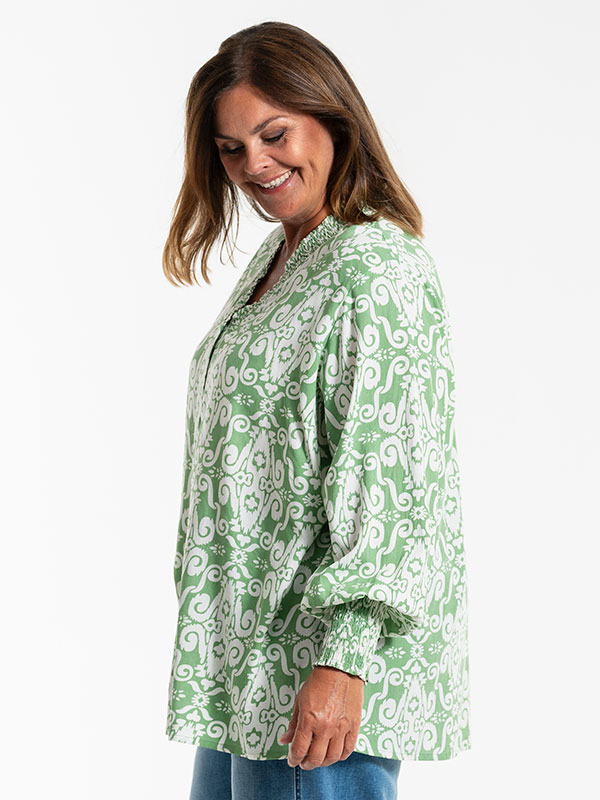 GRISA - Plus Size Skjorte fra Gozzip