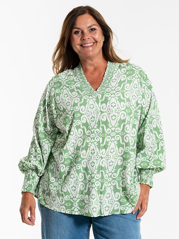 GRISA - Plus Size Skjorte fra Gozzip