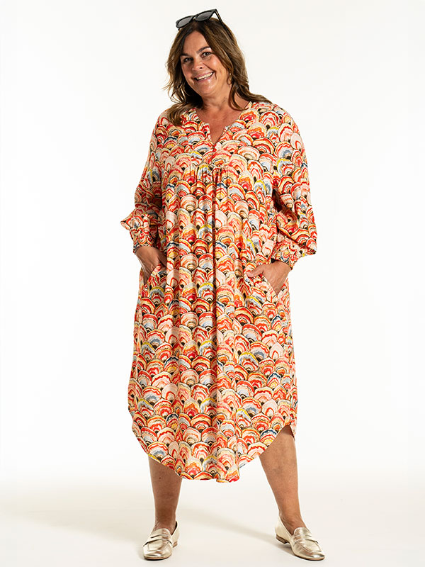 ALICE - Plus Size Kjole fra Gozzip