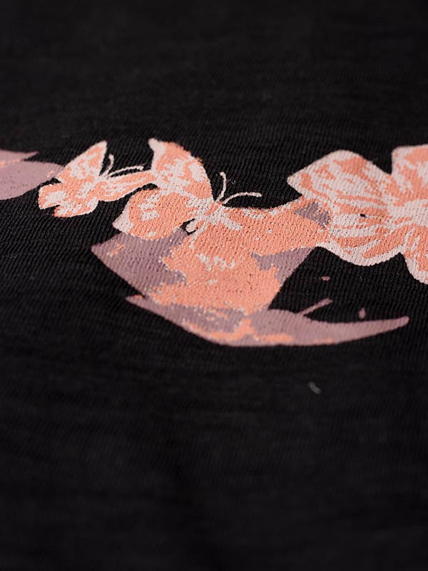 SBELLA - Plus Size T-skjorte fra Studio